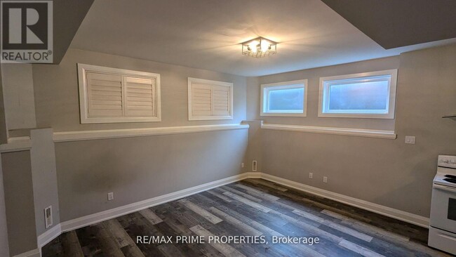 Building Photo - 88C Clapperton St