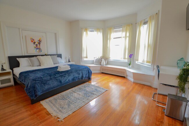 Foto del edificio - 205 Doyle Ave