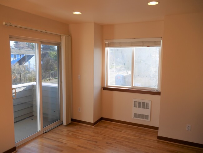Foto del edificio - 9517A 8th Ave NW