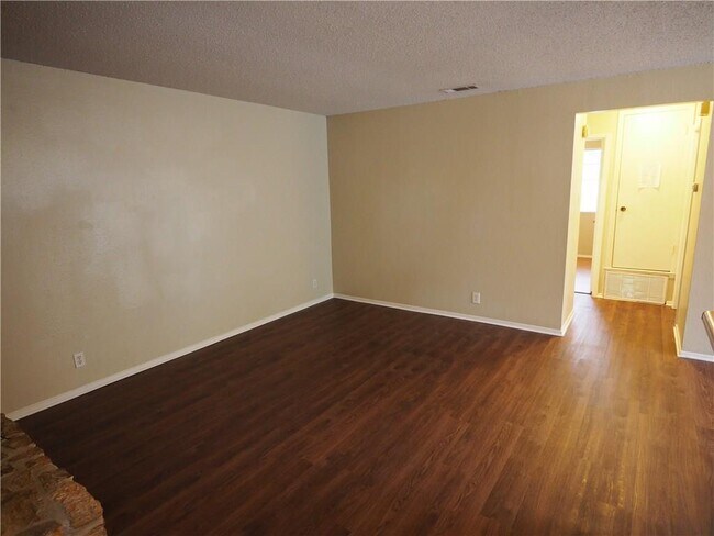 Foto del edificio - 4303 Acropolis Ct