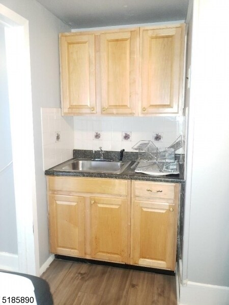 Building Photo - 258 Van Nostrand Ave