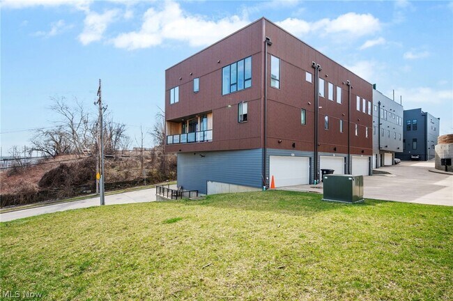Foto del edificio - 402 Jefferson Ave