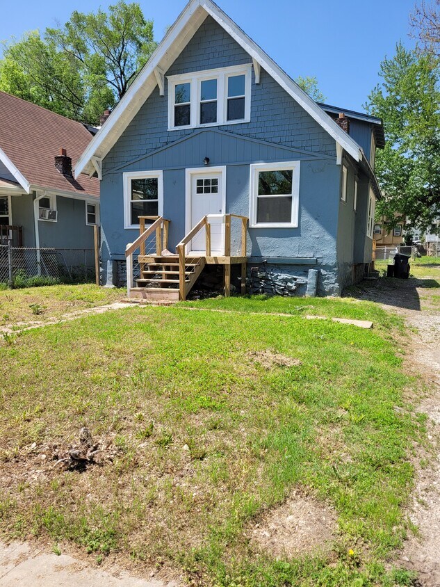 Primary Photo - 4016 Flora Ave