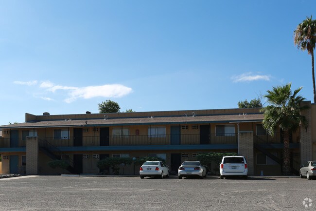 Foto del edificio - Casa De Caro Apartments