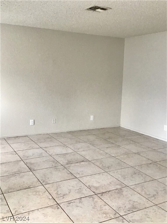 Building Photo - 4988 Newport Cove Dr