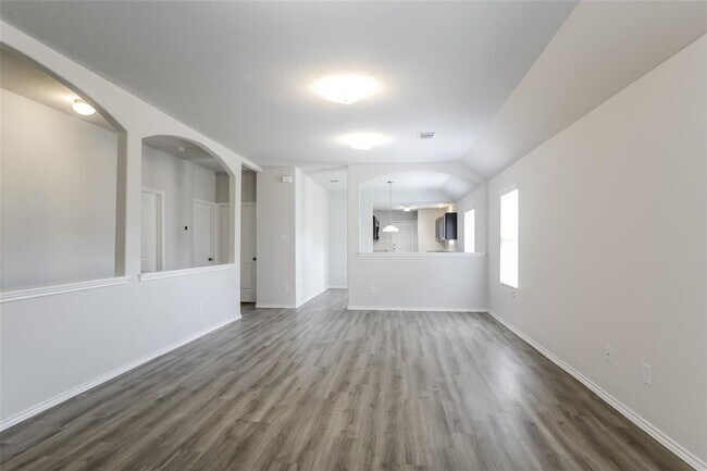 Foto del edificio - 302 Pronghorn Dr
