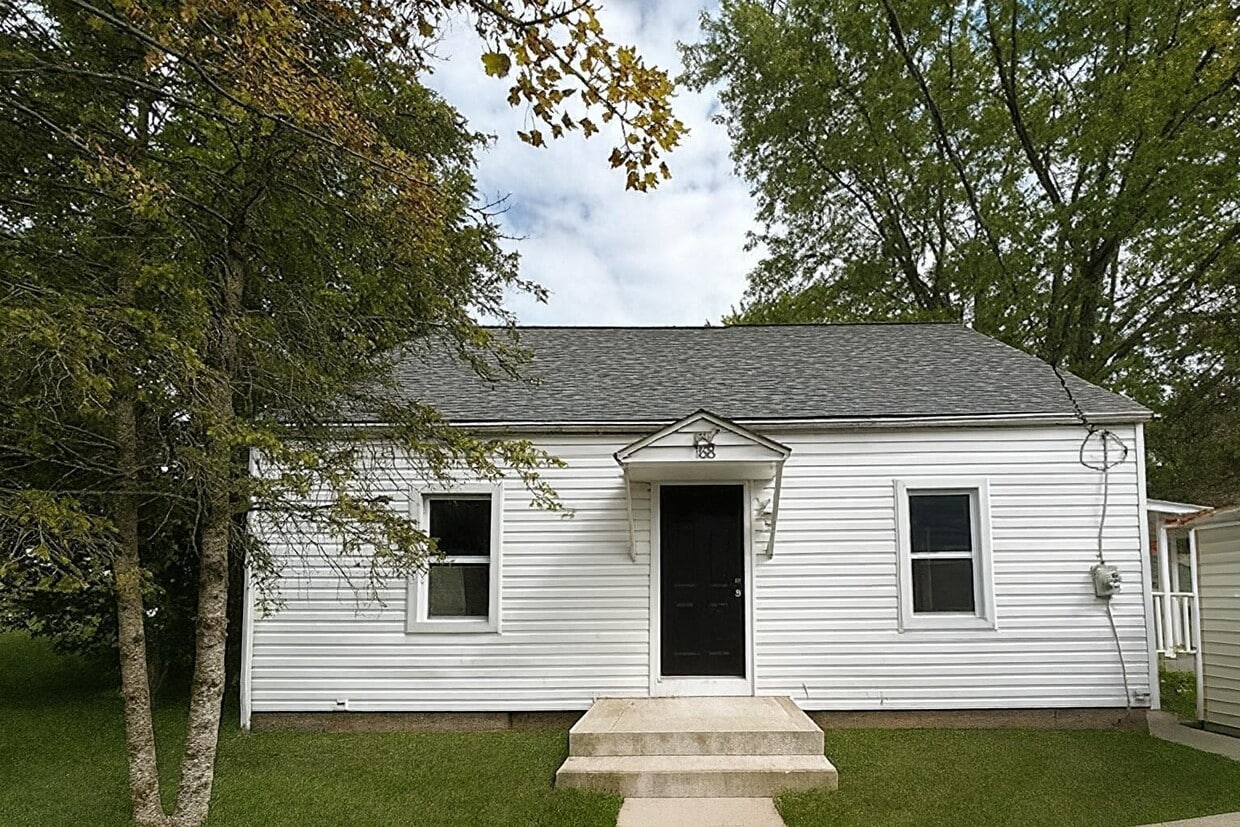 Primary Photo - 168 London Rd