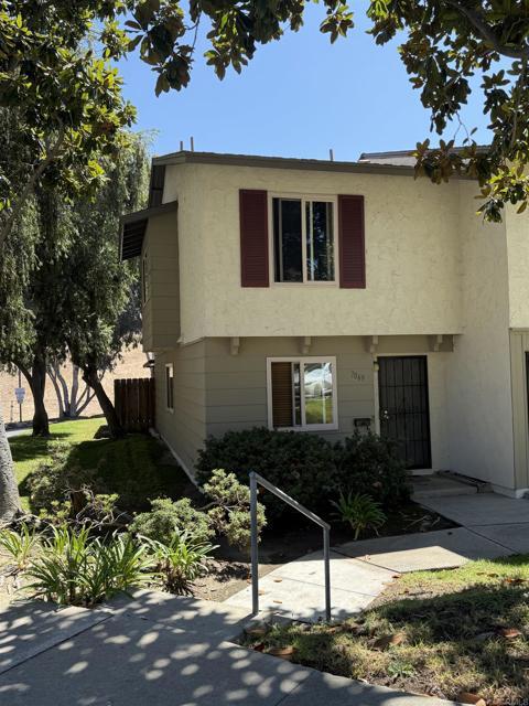 Building Photo - 7069 Russan Ln