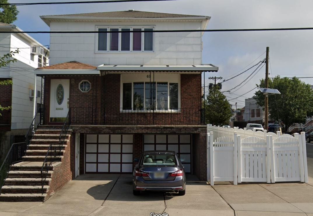 Primary Photo - 67 W 1ST St