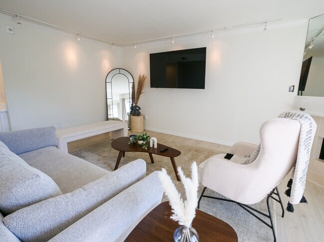 Living Room Angle 2 - 9201 NE Juanita Dr