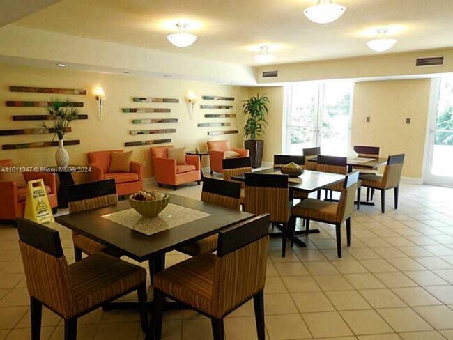 Foto del edificio - 7355 SW 89th St