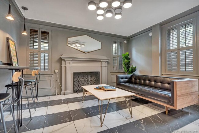 Foto del edificio - 100 Howe St