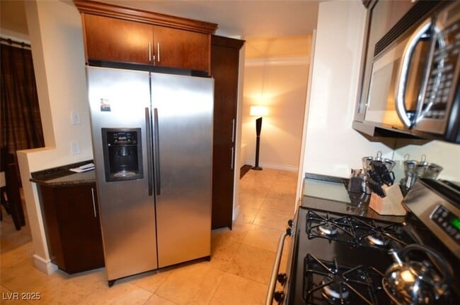 Foto del edificio - 230 E Flamingo Rd