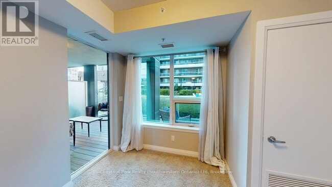 Building Photo - 63 Arthur St S