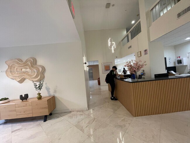 Foto del edificio - 2780 NE 183rd St