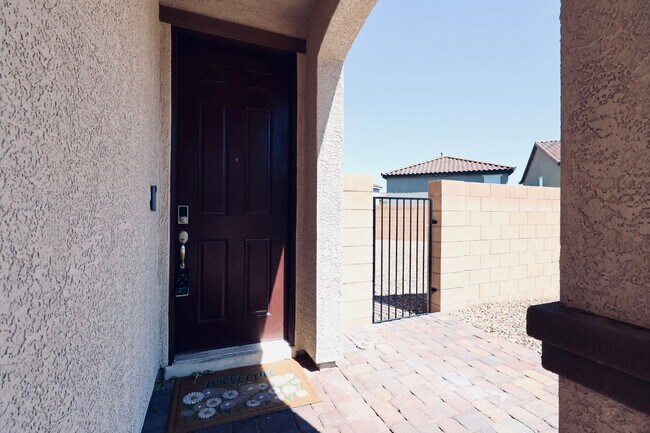 Foto del edificio - Gorgeous 2 Story Home in Gated Community!