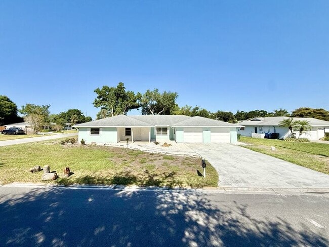 Foto del edificio - 4440 Maceachen Blvd
