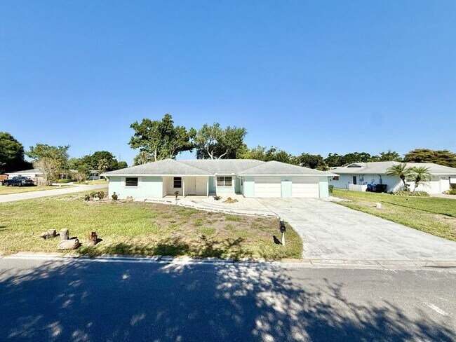 Photo - 4440 Maceachen Blvd House