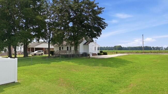 Building Photo - 5244 Evansdale Rd