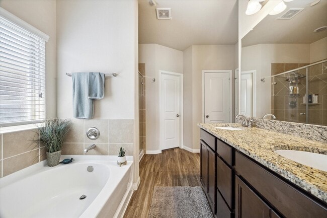 Building Photo - 19823 Rojo Rock Ln