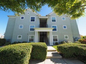 Building Photo - 11773 Currant Dr