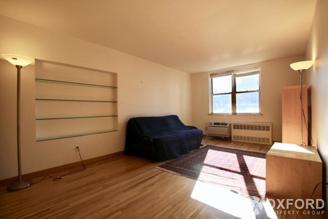 Foto del edificio - 166 W 76th St