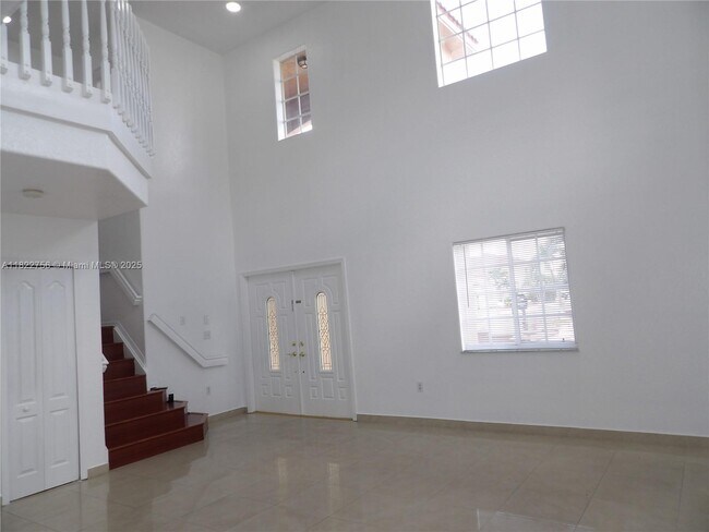 Foto del edificio - 5411 SW 158th Ct