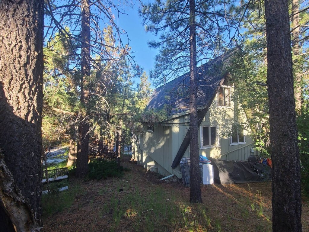 Foto del edificio - 479 Catalina Rd