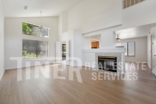 Building Photo - 8319 Northam Dr