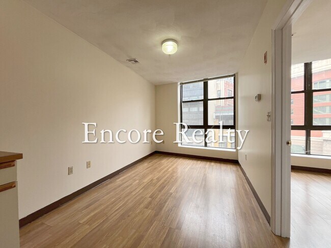 Foto del edificio - 83 Essex St