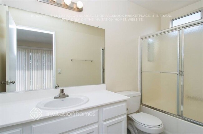 Foto del edificio - 2579 W Buena Vista Dr
