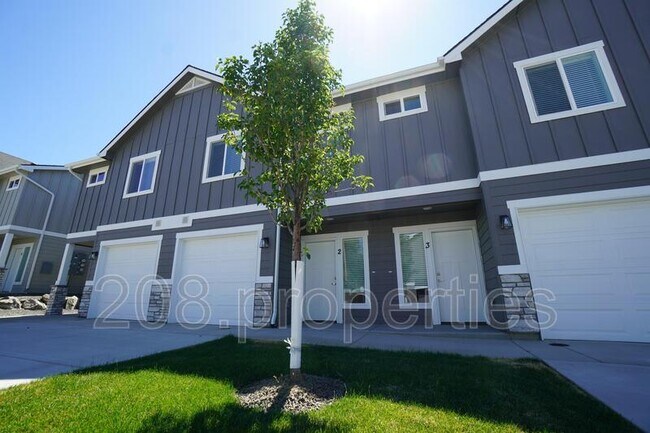 Foto del edificio - 443 2nd Ave N