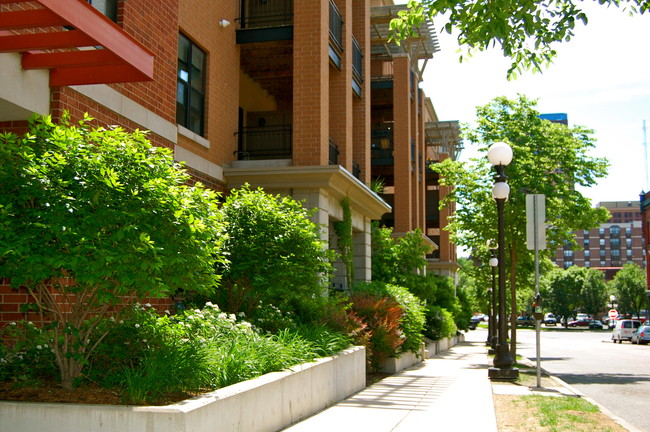 Building Photo - Sibley Court