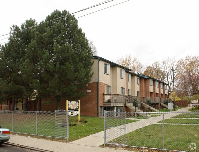 Foto del edificio - Rosa Parks Apartments