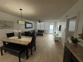 Building Photo - 3725 S Ocean Dr