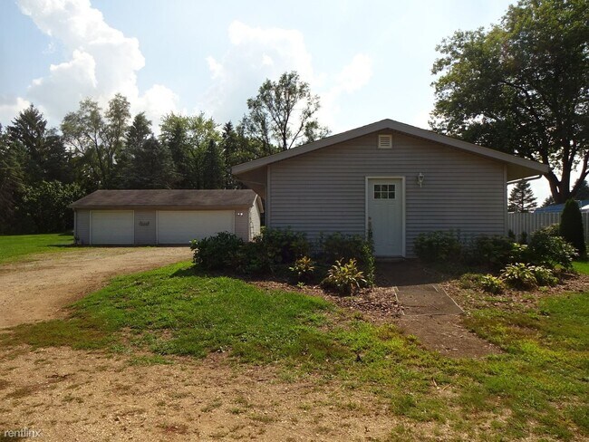 Building Photo - 1 br, 1 bath House - 6092 Kilburn Ave