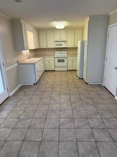 Foto del edificio - 100 Mill Pond Dr