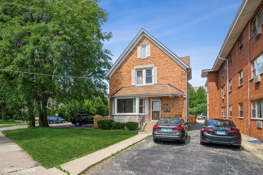 8246 Niles Center Rd Unit 1, Skokie, IL 60077 Condo for Rent in