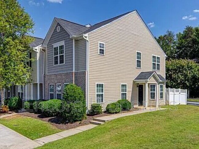 Foto del edificio - 4293 Youngstown Dr