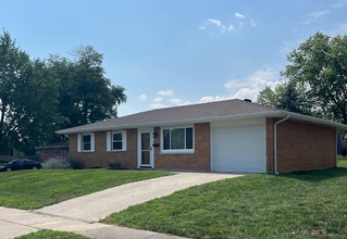 Building Photo - 906 Tomahawk Trail