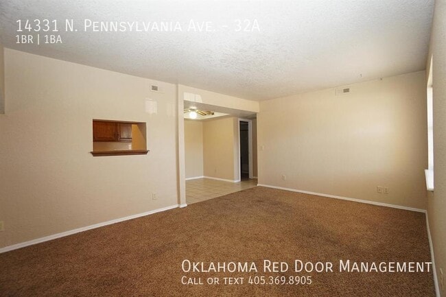 Building Photo - 1 Bed Near UCO!