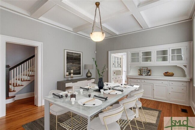 Shared Dining Room - 338 E 46th St