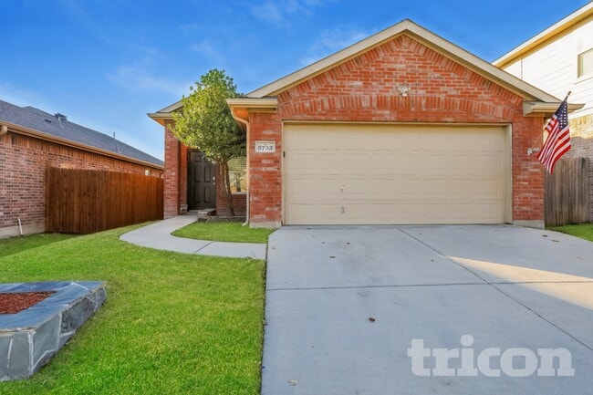 Building Photo - 5733 Parkview Hills Ln