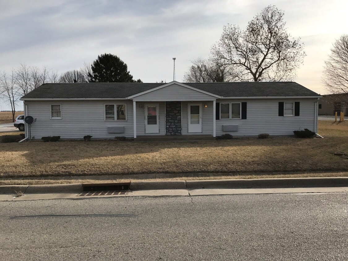 Primary Photo - C and H Property Group LLC