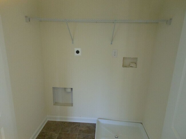 Foto del edificio - Affordable luxury and comfort.