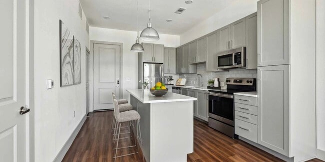 Building Photo - 5332 Trinity River Trl