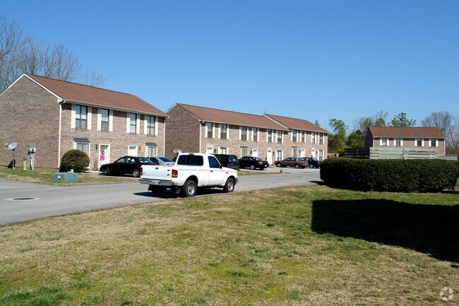 Building Photo - Stratford Apartments