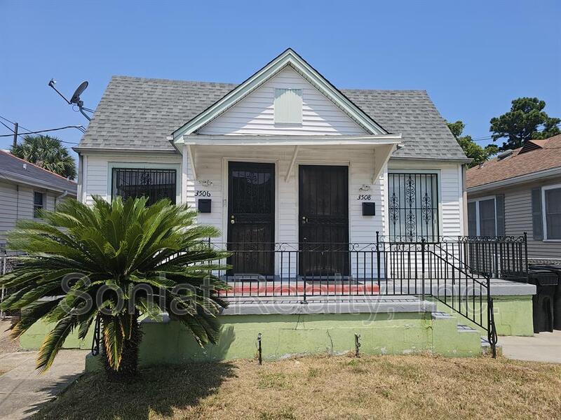 Primary Photo - 3506 Live Oak St