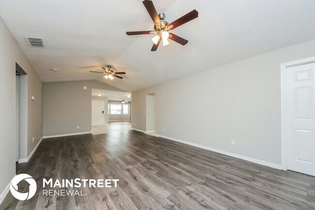 Foto del edificio - 4837 Jamaica Ln