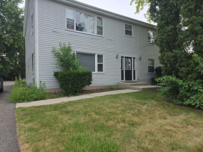 Building Photo - 489 Eisenhower St